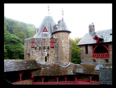 castel coch.jpg