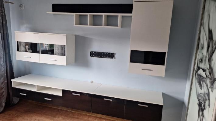 meble wiszące ,szafki