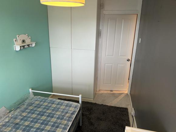 Pokoj jednoosobowy B33 Sheldon