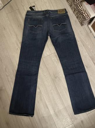 Sprzedam nowe spodnie Diesel