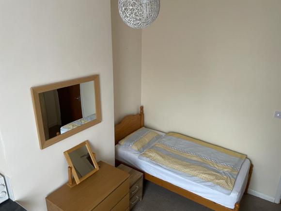 Pokoj z lazienka w West Bromwich