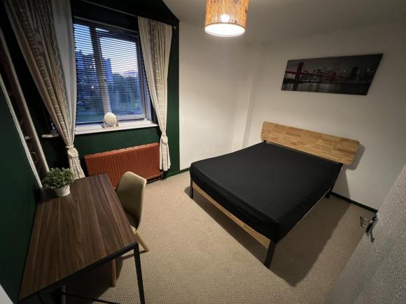 Pokój bez depozytu B37