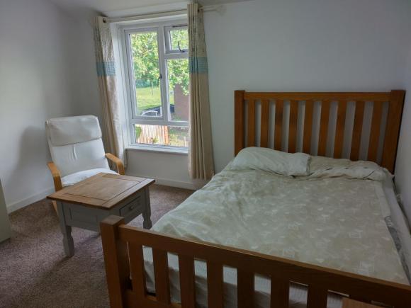 Dostępny duży pokój Shard End B34