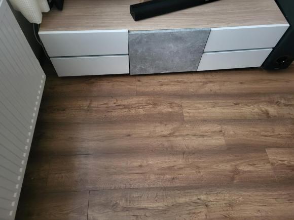szafka po telewizor
