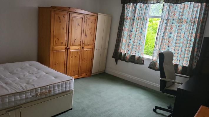 Duży pokój do wynajęcia