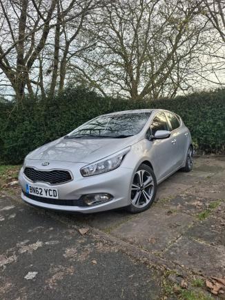 Sprzedam samochód Kia ceed