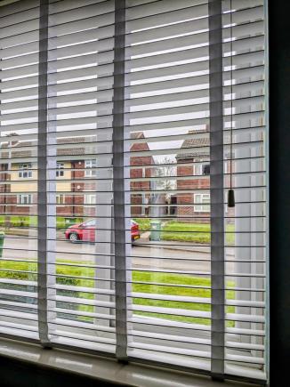 Żaluzje na sprzedaż.