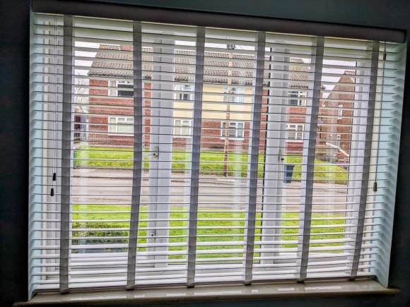Żaluzje na sprzedaż.