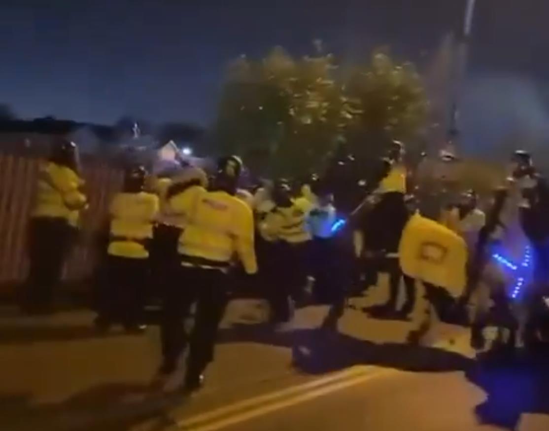 Zamieszki przed meczem Aston Villa z Legią Warszawa: Ponad 30 aresztowań i ranni funkcjonariusze