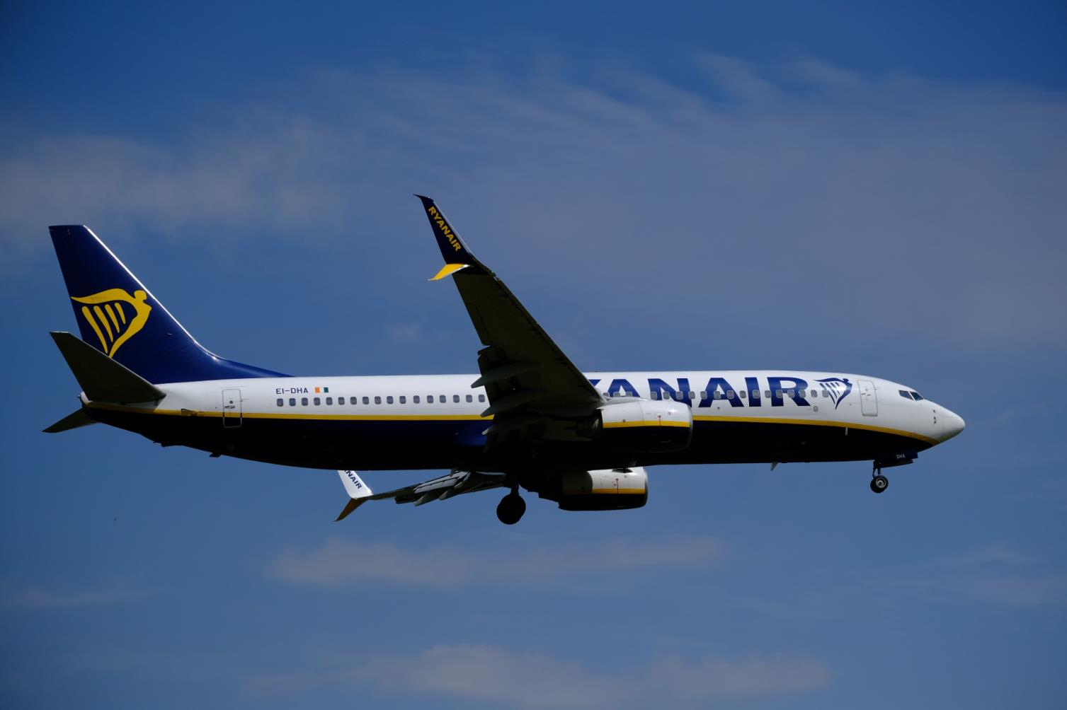 Ryanair ogłasza największą wyprzedaż biletów na lato 2025 bham.pl