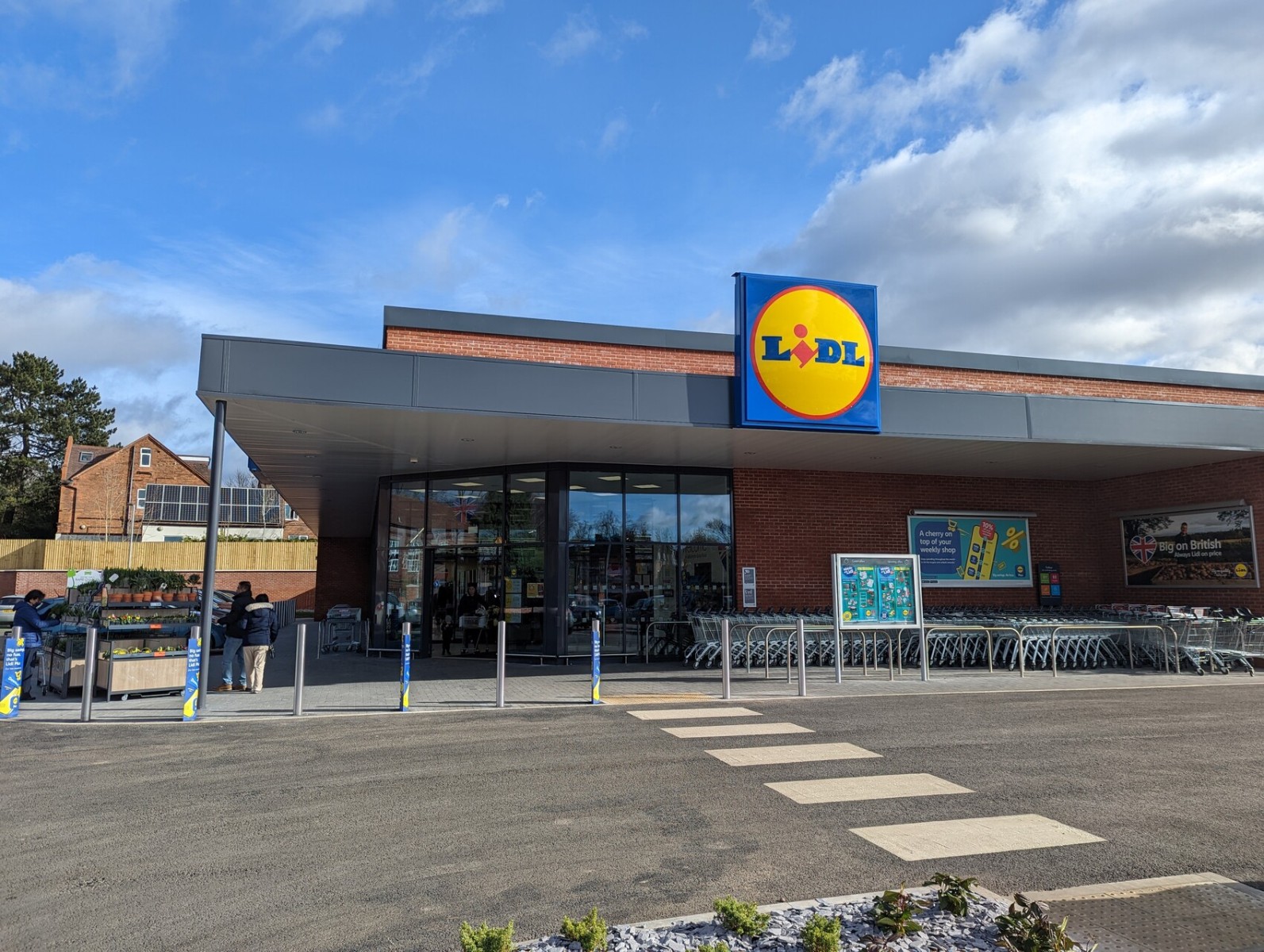 Lidl rośnie w siłę w Wielkiej Brytanii. Już wkrótce może wyprzedzić rywala