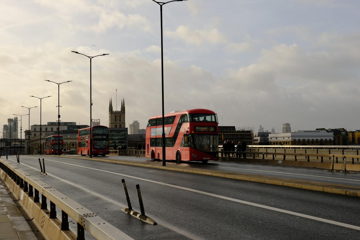 Mieszkasz w Wielkiej Brytanii? Polska oferuje nawet 2 377 600 zł dla powracających rodaków!